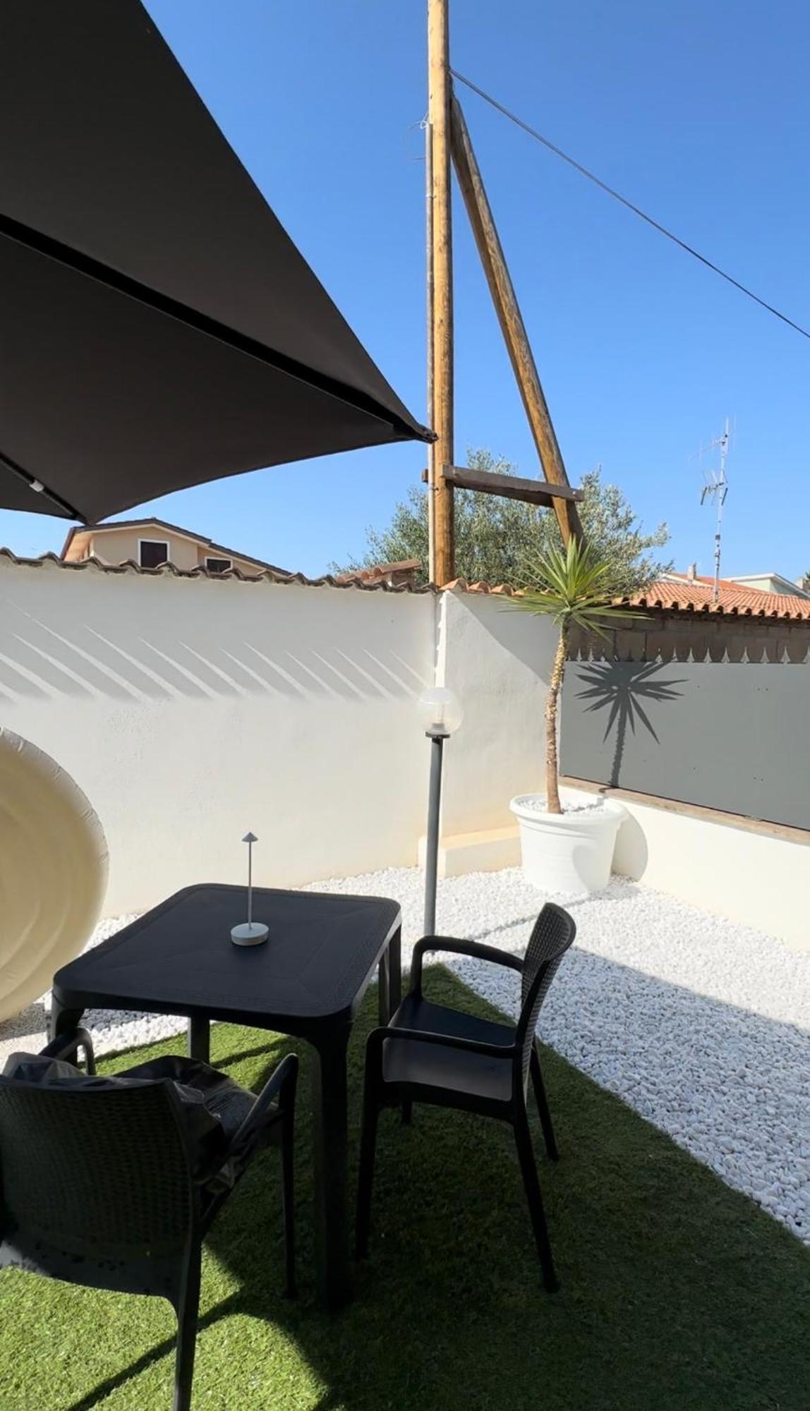 Сasa de vacaciones Seaside Haven - Private Retreat With Garden In *